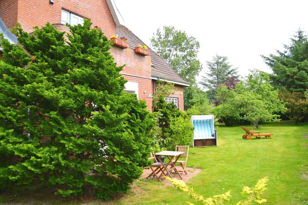 Friesenhof Nieblum - Hotel Garni Extérieur photo
